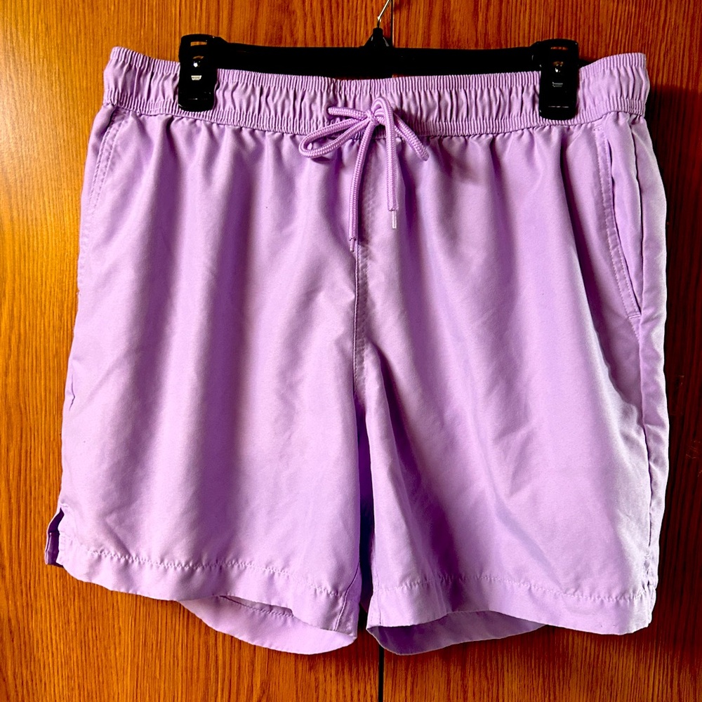 Men’s swim trunks size large